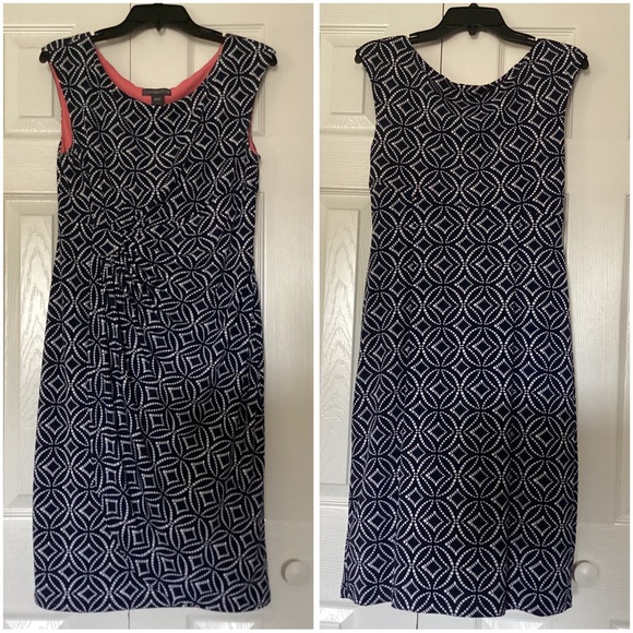 Covington Size 12 Patterned Curve Hugging Dress - Picture 3 of 6